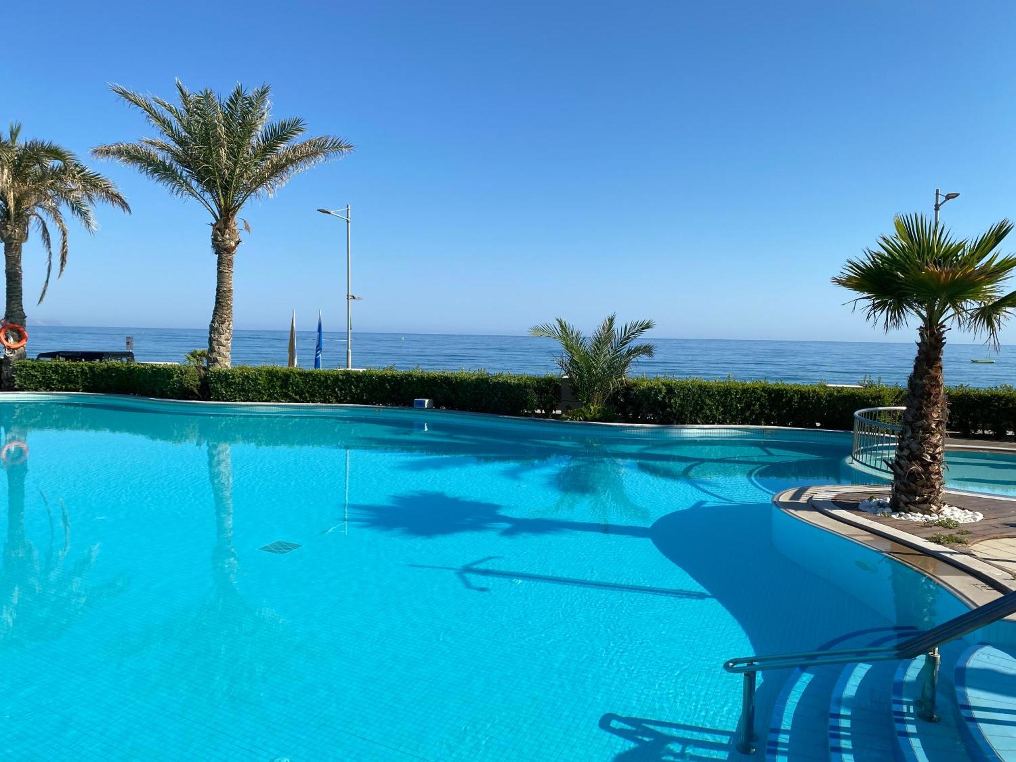 Aegean Pearl Hotel Rethymno  Exterior photo